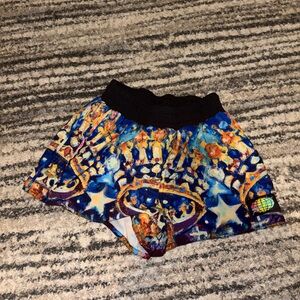 Women’s king of the court slunks